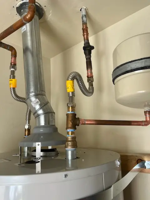 Water heater installation and plumbing repair in Alamo Heights